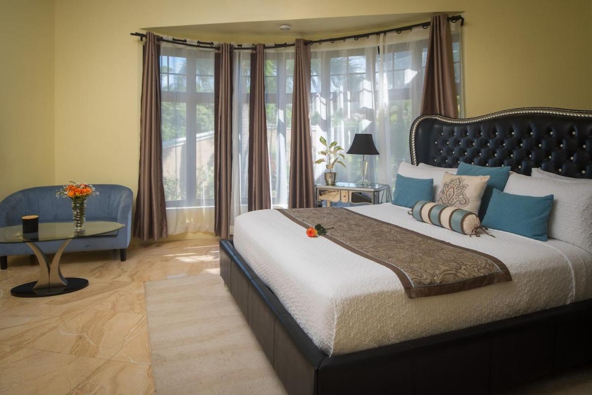 Villa Mimosa Jamaica Exclusive Luxury Stay- Resort Vibe Discovery Bay Exterior photo